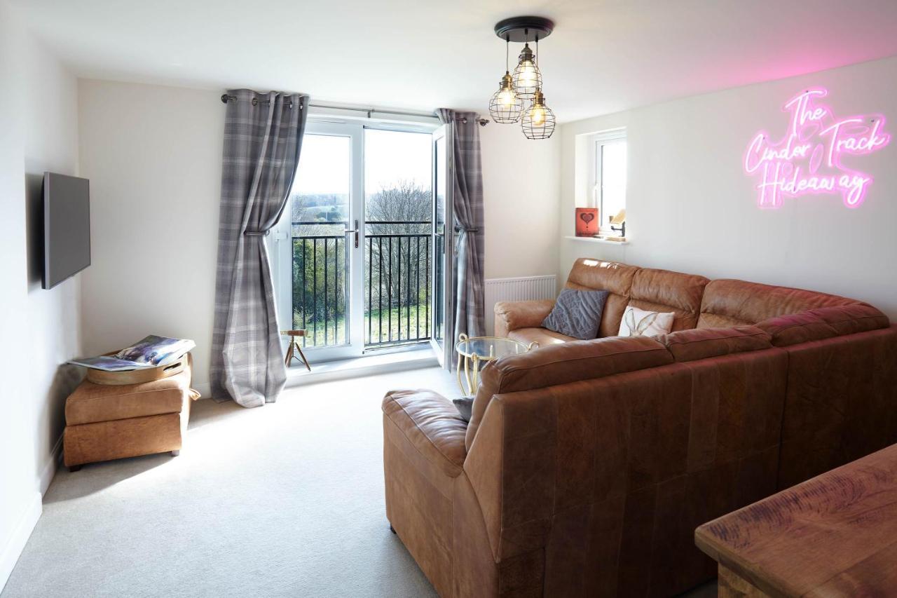 Host & Stay - The Cinder Track Hideaway Whitby Dış mekan fotoğraf